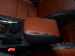 2016款 1.5L 手动尊贵型