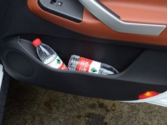 2016款 1.5L 手动尊贵型