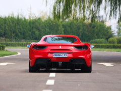 2015款 488 GTB