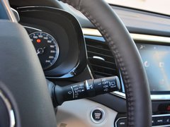 2017款 320T 两驱尊贵版（七座）