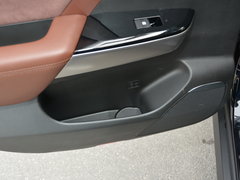 2017款 320T 两驱豪华智联版（七座）