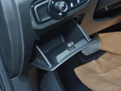 2017款 320T 两驱豪华智联版（七座）