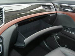 2017款 320T 两驱豪华智联版（七座）