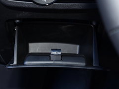 2017款 320T 两驱豪华智联版（七座）