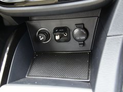 2016款 1.0T 手动劲驰新锐型