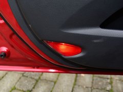 2016款 1.0T 手动劲驰新锐型