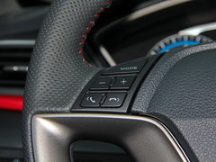 2017款 1.6L 手动运动智能型