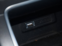 2016款 悦心版 1.6L 自动豪华型