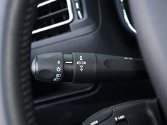 2016款 悦心版 1.6L 自动豪华型