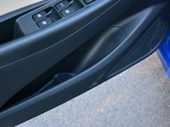 2016款 1.0T 手动劲驰新锐型