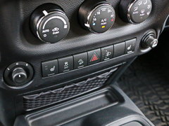 2016款 3.0L 75周年致敬版