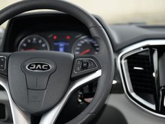 2016款 2.0L 手动智能豪华型
