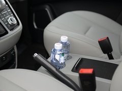 2016款 2.0L 手动智能豪华型