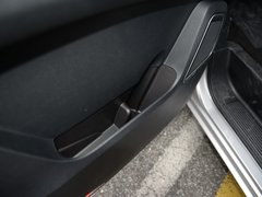 2016款 2.0L 手动智能豪华型