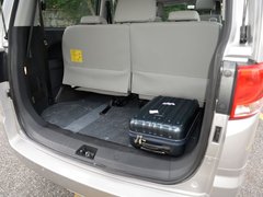 2016款 2.0L 手动智能豪华型
