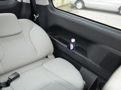 2016款 2.0L 手动智能豪华型