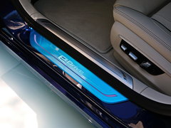 2017款 740Le 未来百年特别版