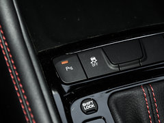 2017款 1.6L CVT豪华智能型