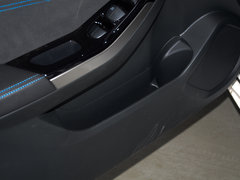 2016款 2.0L CVT睿行版