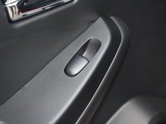 2016款 1.6L 手动睿行版