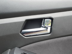 2016款 1.6L 手动睿行版