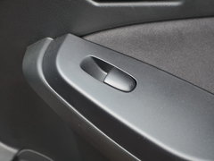 2016款 1.6L 手动睿行版