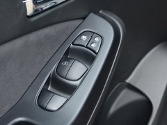 2016款 1.6L 手动睿行版