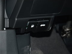 2016款 2.0L CVT睿享运动版