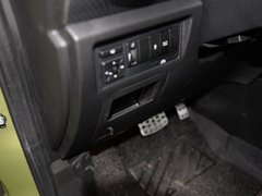 2016款 1.5T CVT尊贵型