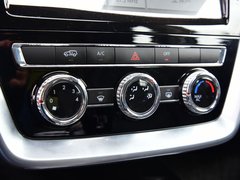 2016款 1.5T 手动豪华型