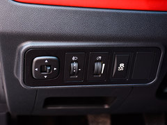 2017款 1.5L 手动豪华型
