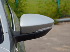 2017款 230TSI 自动舒适型