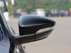 2017款 230TSI 手动舒适型