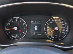 2017款 1.6T 自动傲尊版