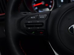 2017款 1.6T 自动傲尊版