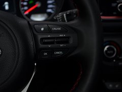2017款 1.6T 自动傲尊版