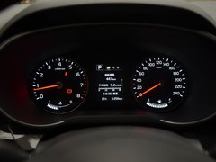 2017款 1.6T 自动傲尊版