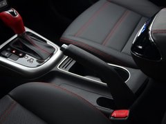 2017款 1.6T 自动傲尊版