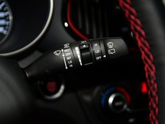 2017款 1.6T 自动傲尊版