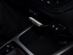 2017款 1.6T 自动傲尊版