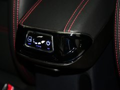 2017款 1.6T 自动傲尊版