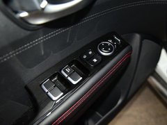 2017款 1.6T 自动傲尊版