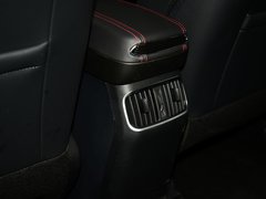 2017款 1.6T 自动傲尊版