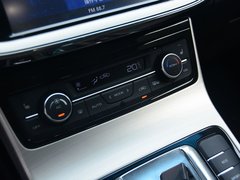 2017款 1.8L 自动精英型