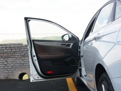 2017款 1.8L 自动精英型