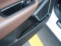 2017款 1.8L 自动精英型
