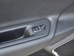 2017款 1.8L 手动精英型
