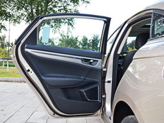 2017款 1.8L 手动精英型