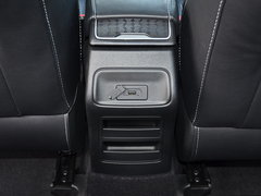 2017款 1.8L 手动精英型
