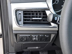 2017款 1.8L 手动精英型
